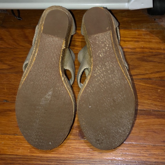Michael Kors wedge espadrille sandals - Picture 5 of 8